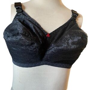 Custom Fit Bra by LeUnique, Jeunique J32 Black wireless nursing vtg style Bra